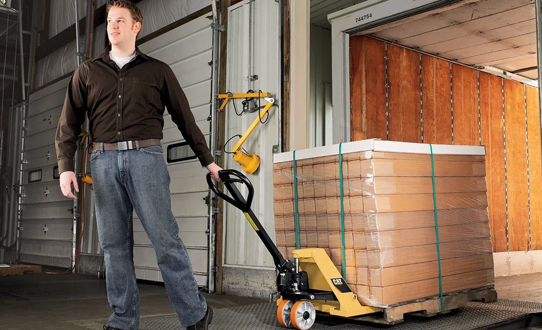 Top Advantages of Choosing a Hydraulic Pallet Jack Over Manual Models