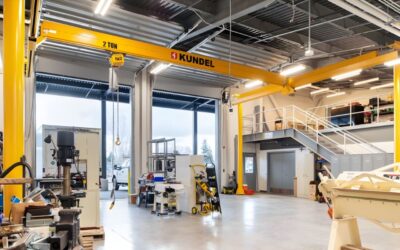 The Advantages of Warehouse Overhead Cranes Over Forklifts
