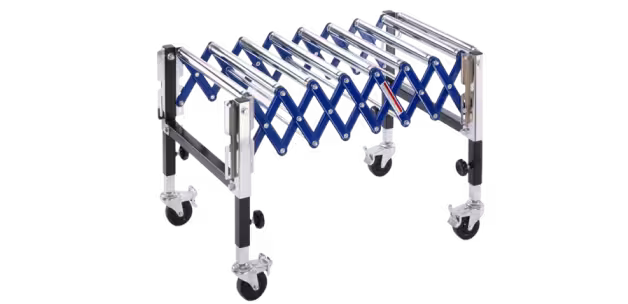 Flexible expandable conveyor with casters and rollers for seasonal surge capacity